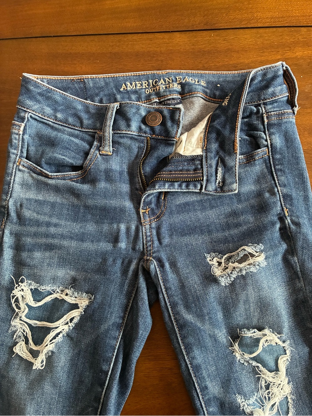 American Eagle Outfitters Women's Ripped Dark Blue Skinny Jeans